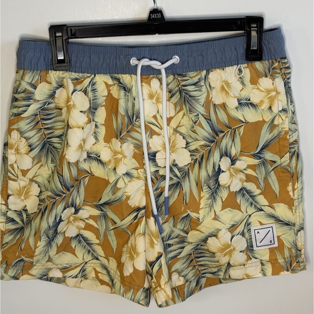 American Eagle Swim Trunks 4.5" Inseam Men's Small Island Palm Hibiscus‎ Floral